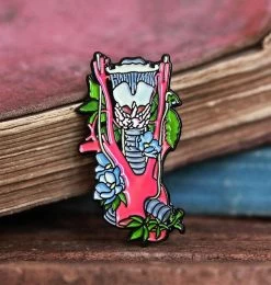 Larynx, Aorta And Thyroid With Flowers - Enamel Pin