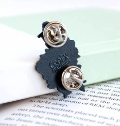 Syringe With Flowers - Enamel Pin -Codex Anatomicus Shop PINCA049 3